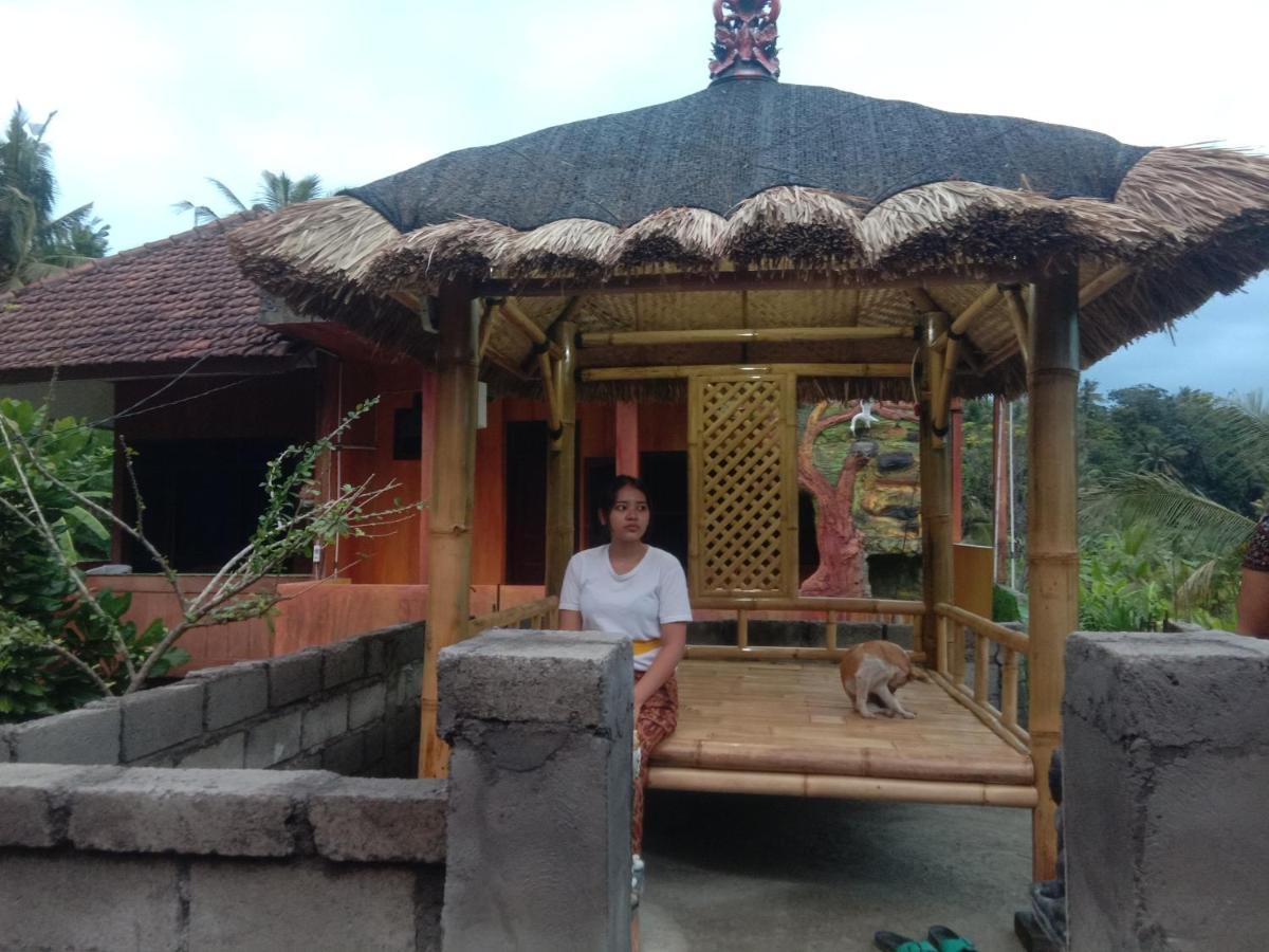 Pondok Diana Arta Jasri Esterno foto