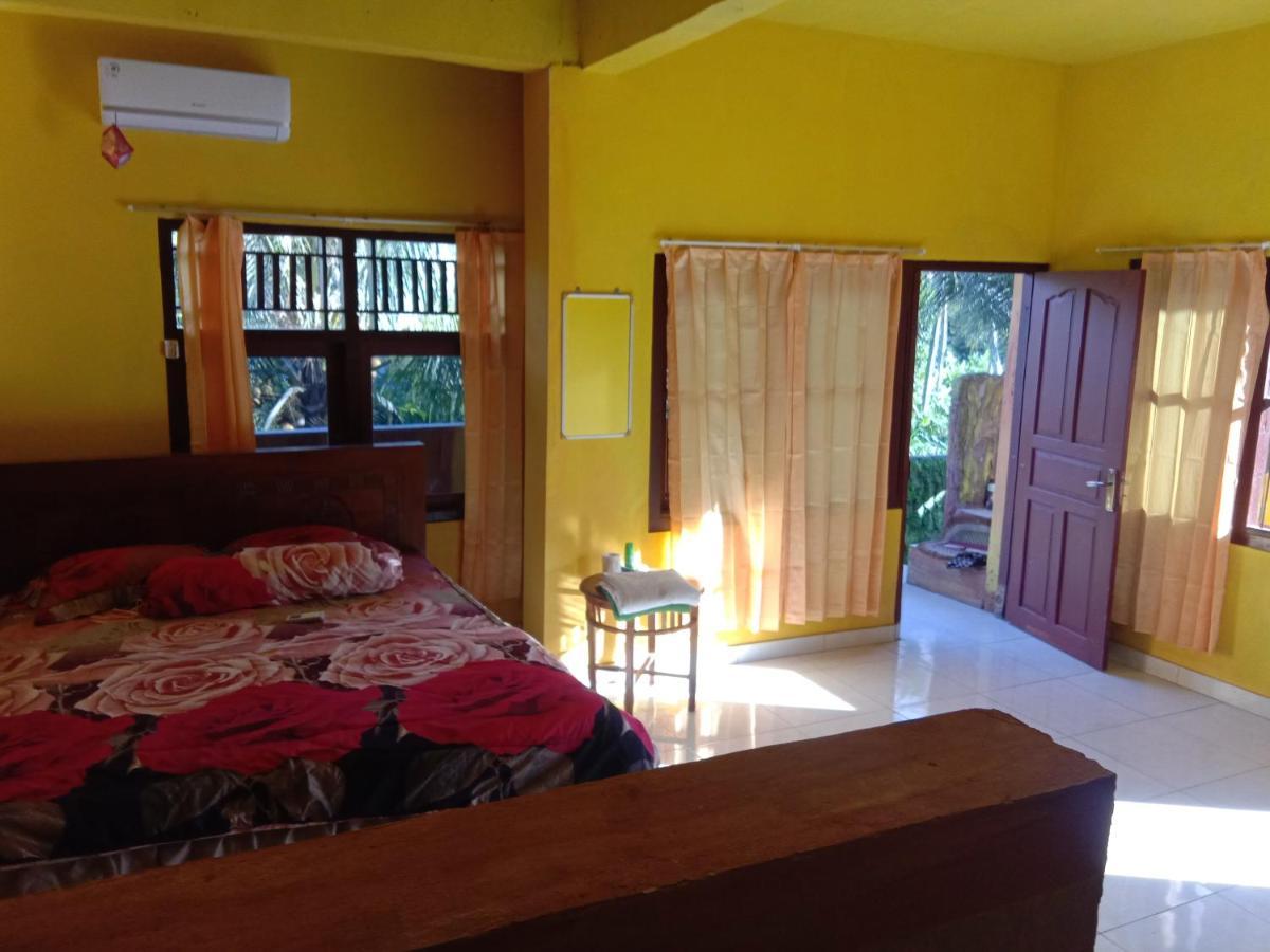 Pondok Diana Arta Jasri Esterno foto